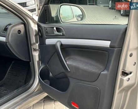 Бежевый Шкода Октавия, объемом двигателя 1.6 л и пробегом 214 тыс. км за 6790 $, фото 36 на Automoto.ua