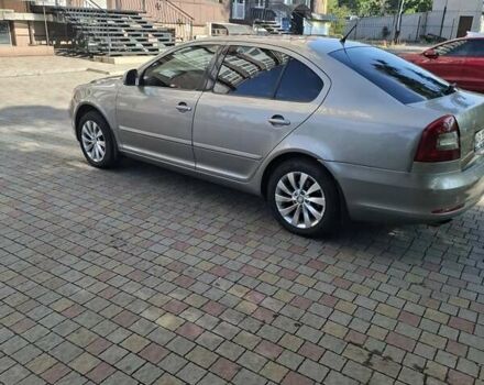 Бежевый Шкода Октавия, объемом двигателя 1.8 л и пробегом 209 тыс. км за 6500 $, фото 5 на Automoto.ua