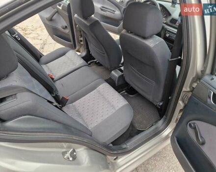 Бежевий Шкода Октавія, об'ємом двигуна 1.6 л та пробігом 188 тис. км за 6900 $, фото 18 на Automoto.ua