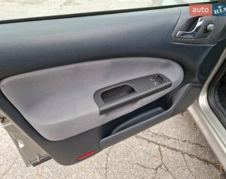 Бежевий Шкода Октавія, об'ємом двигуна 1.6 л та пробігом 188 тис. км за 6900 $, фото 9 на Automoto.ua