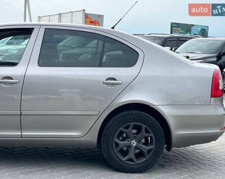 Бежевый Шкода Октавия, объемом двигателя 1.6 л и пробегом 214 тыс. км за 6790 $, фото 9 на Automoto.ua