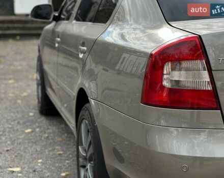 Бежевий Шкода Октавія, об'ємом двигуна 1.8 л та пробігом 170 тис. км за 7700 $, фото 7 на Automoto.ua