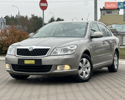 Бежевий Шкода Октавія, об'ємом двигуна 1.8 л та пробігом 231 тис. км за 9350 $, фото 1 на Automoto.ua