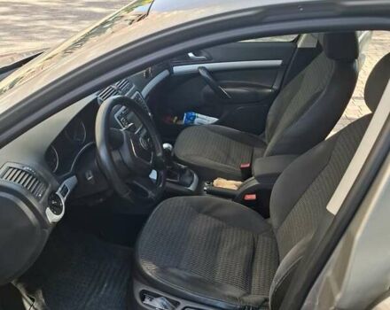 Бежевый Шкода Октавия, объемом двигателя 1.8 л и пробегом 209 тыс. км за 6500 $, фото 9 на Automoto.ua