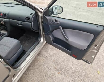 Бежевий Шкода Октавія, об'ємом двигуна 1.6 л та пробігом 188 тис. км за 6600 $, фото 16 на Automoto.ua