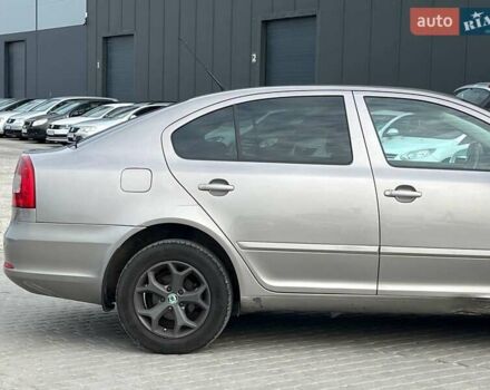 Бежевый Шкода Октавия, объемом двигателя 1.6 л и пробегом 214 тыс. км за 6790 $, фото 5 на Automoto.ua