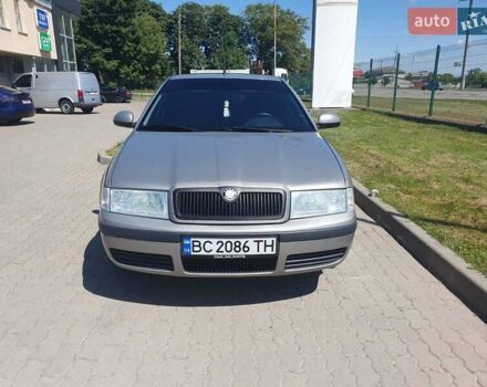 Шкода Октавия 2010 в Радехове на Automoto.ua Бежевый Шкода Октавия, объемом двигателя 1.6 л и пробегом 297 тыс. км за 6200 $, фото 3 на Automoto.ua