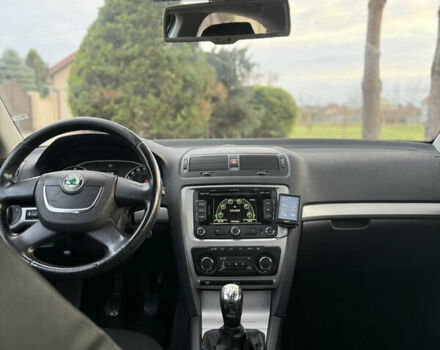 Бежевый Шкода Октавия, объемом двигателя 1.2 л и пробегом 255 тыс. км за 6700 $, фото 13 на Automoto.ua