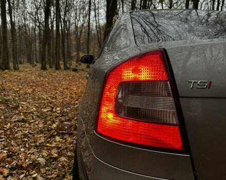 Бежевий Шкода Октавія, об'ємом двигуна 1.8 л та пробігом 302 тис. км за 6750 $, фото 5 на Automoto.ua