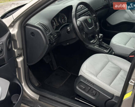 Бежевий Шкода Октавія, об'ємом двигуна 1.8 л та пробігом 231 тис. км за 9350 $, фото 31 на Automoto.ua