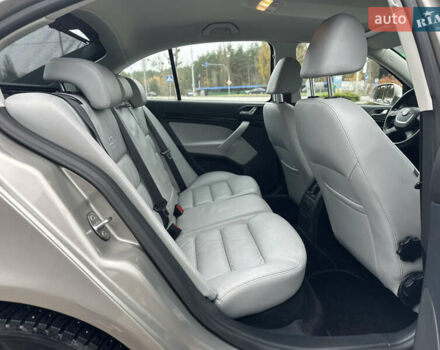 Бежевий Шкода Октавія, об'ємом двигуна 1.8 л та пробігом 231 тис. км за 9350 $, фото 39 на Automoto.ua