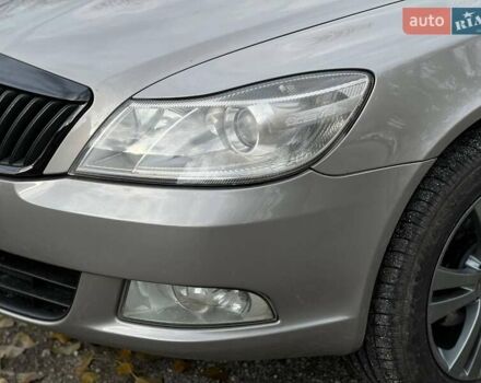 Бежевий Шкода Октавія, об'ємом двигуна 1.8 л та пробігом 170 тис. км за 7700 $, фото 5 на Automoto.ua