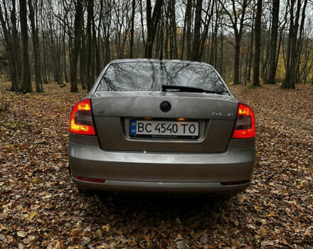 Бежевий Шкода Октавія, об'ємом двигуна 1.8 л та пробігом 302 тис. км за 6750 $, фото 6 на Automoto.ua