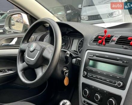 Бежевый Шкода Октавия, объемом двигателя 1.6 л и пробегом 214 тыс. км за 6790 $, фото 37 на Automoto.ua