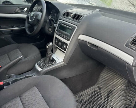 Бежевый Шкода Октавия, объемом двигателя 1.6 л и пробегом 242 тыс. км за 6800 $, фото 20 на Automoto.ua