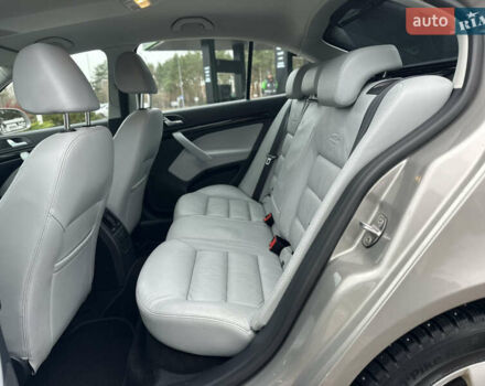 Бежевий Шкода Октавія, об'ємом двигуна 1.8 л та пробігом 231 тис. км за 9350 $, фото 35 на Automoto.ua