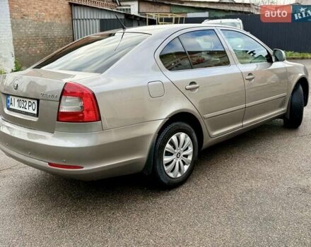 Бежевый Шкода Октавия, объемом двигателя 1.8 л и пробегом 138 тыс. км за 7900 $, фото 5 на Automoto.ua