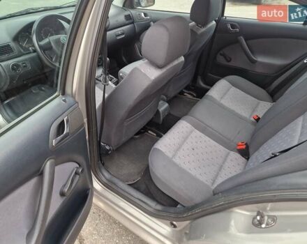 Бежевий Шкода Октавія, об'ємом двигуна 1.6 л та пробігом 188 тис. км за 6900 $, фото 12 на Automoto.ua