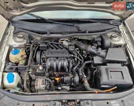 Бежевий Шкода Октавія, об'ємом двигуна 1.6 л та пробігом 188 тис. км за 6900 $, фото 23 на Automoto.ua