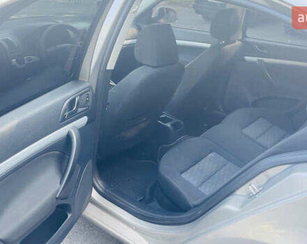 Бежевый Шкода Октавия, объемом двигателя 1.6 л и пробегом 228 тыс. км за 7650 $, фото 9 на Automoto.ua