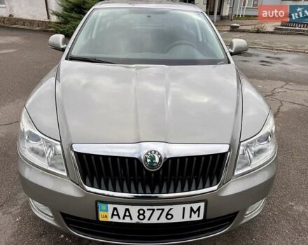 Бежевий Шкода Октавія, об'ємом двигуна 1.6 л та пробігом 59 тис. км за 10700 $, фото 12 на Automoto.ua