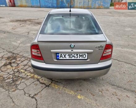 Бежевий Шкода Октавія, об'ємом двигуна 1.6 л та пробігом 188 тис. км за 6900 $, фото 4 на Automoto.ua