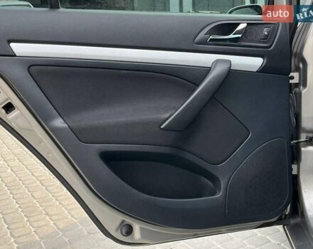 Бежевый Шкода Октавия, объемом двигателя 1.6 л и пробегом 214 тыс. км за 6790 $, фото 29 на Automoto.ua