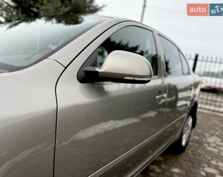 Бежевий Шкода Октавія, об'ємом двигуна 1.6 л та пробігом 226 тис. км за 8100 $, фото 7 на Automoto.ua