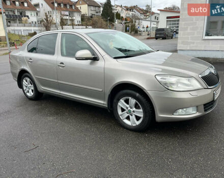 Бежевый Шкода Октавия, объемом двигателя 1.97 л и пробегом 250 тыс. км за 9500 $, фото 4 на Automoto.ua