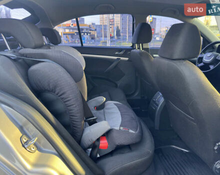 Бежевый Шкода Октавия, объемом двигателя 1.8 л и пробегом 143 тыс. км за 8990 $, фото 28 на Automoto.ua