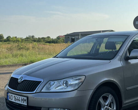 Шкода Октавія 2011 у Виноградове на Automoto.ua Бежевий Шкода Октавія, об'ємом двигуна 1.6 л та пробігом 320 тис. км за 7500 $, фото 2 на Automoto.ua