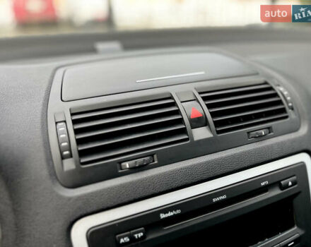 Бежевий Шкода Октавія, об'ємом двигуна 1.6 л та пробігом 226 тис. км за 8100 $, фото 31 на Automoto.ua