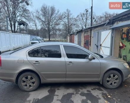 Бежевый Шкода Октавия, объемом двигателя 1.8 л и пробегом 167 тыс. км за 9999 $, фото 5 на Automoto.ua