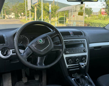 Шкода Октавія 2011 у Виноградове на Automoto.ua Бежевий Шкода Октавія, об'ємом двигуна 1.6 л та пробігом 320 тис. км за 7500 $, фото 10 на Automoto.ua