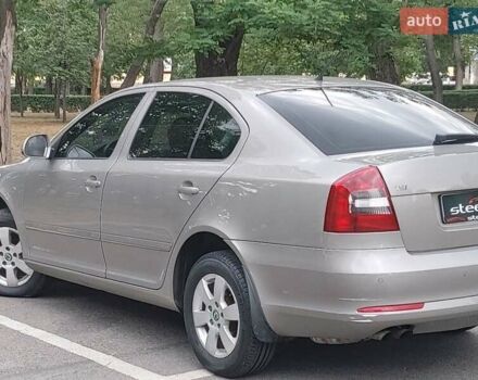 Бежевый Шкода Октавия, объемом двигателя 1.8 л и пробегом 137 тыс. км за 7599 $, фото 10 на Automoto.ua
