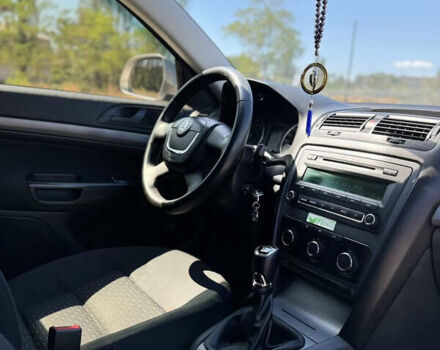 Бежевый Шкода Октавия, объемом двигателя 1.4 л и пробегом 225 тыс. км за 6700 $, фото 8 на Automoto.ua