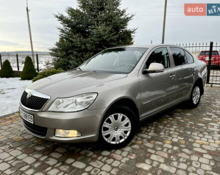 Бежевий Шкода Октавія, об'ємом двигуна 1.6 л та пробігом 226 тис. км за 8100 $, фото 5 на Automoto.ua