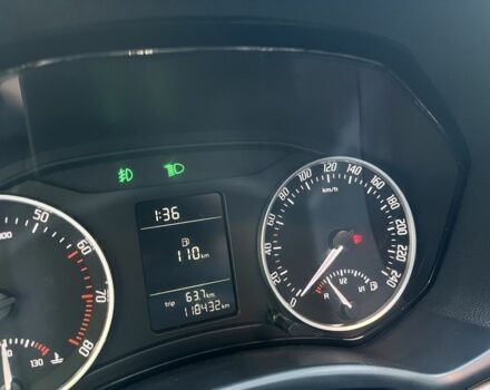 Бежевый Шкода Октавия, объемом двигателя 1.8 л и пробегом 118 тыс. км за 7500 $, фото 4 на Automoto.ua