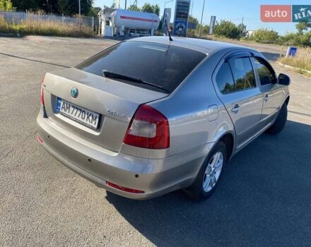 Бежевий Шкода Октавія, об'ємом двигуна 1.6 л та пробігом 253 тис. км за 7350 $, фото 2 на Automoto.ua