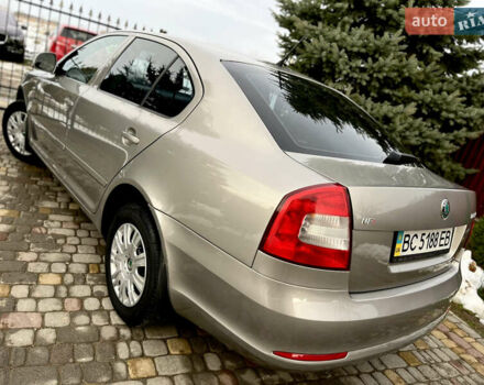 Бежевий Шкода Октавія, об'ємом двигуна 1.6 л та пробігом 226 тис. км за 8100 $, фото 12 на Automoto.ua