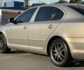 Бежевый Шкода Октавия, объемом двигателя 1.2 л и пробегом 190 тыс. км за 7500 $, фото 6 на Automoto.ua