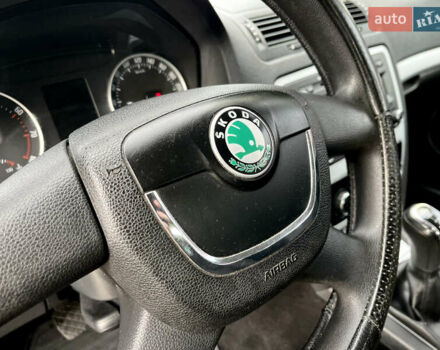 Бежевий Шкода Октавія, об'ємом двигуна 1.6 л та пробігом 226 тис. км за 8100 $, фото 27 на Automoto.ua