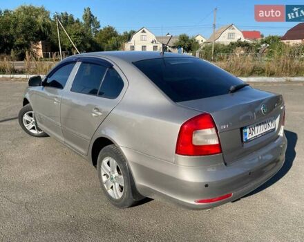 Бежевий Шкода Октавія, об'ємом двигуна 1.6 л та пробігом 253 тис. км за 7350 $, фото 3 на Automoto.ua