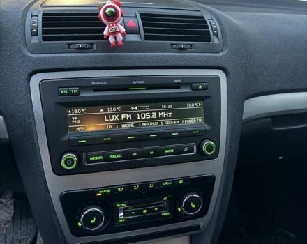 Бежевый Шкода Октавия, объемом двигателя 1.8 л и пробегом 167 тыс. км за 9999 $, фото 9 на Automoto.ua