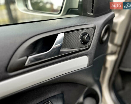 Бежевий Шкода Октавія, об'ємом двигуна 1.6 л та пробігом 226 тис. км за 8100 $, фото 48 на Automoto.ua