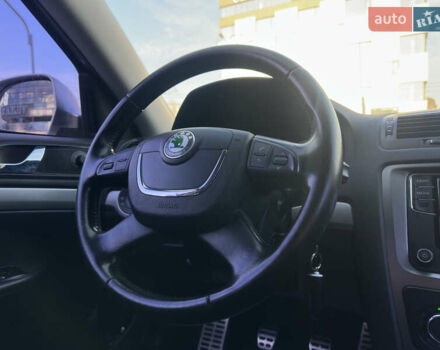 Бежевый Шкода Октавия, объемом двигателя 1.8 л и пробегом 143 тыс. км за 8990 $, фото 19 на Automoto.ua