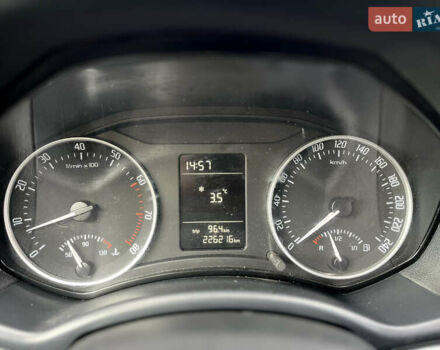 Бежевий Шкода Октавія, об'ємом двигуна 1.6 л та пробігом 226 тис. км за 8100 $, фото 30 на Automoto.ua