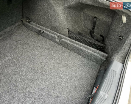 Бежевый Шкода Октавия, объемом двигателя 1.97 л и пробегом 250 тыс. км за 9500 $, фото 16 на Automoto.ua