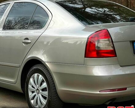 Бежевый Шкода Октавия, объемом двигателя 1.2 л и пробегом 190 тыс. км за 6900 $, фото 7 на Automoto.ua