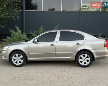 Бежевый Шкода Октавия, объемом двигателя 1.8 л и пробегом 187 тыс. км за 7500 $, фото 9 на Automoto.ua